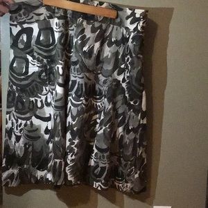 Ladies Flowy Lined Skirt with Abstract Pattern